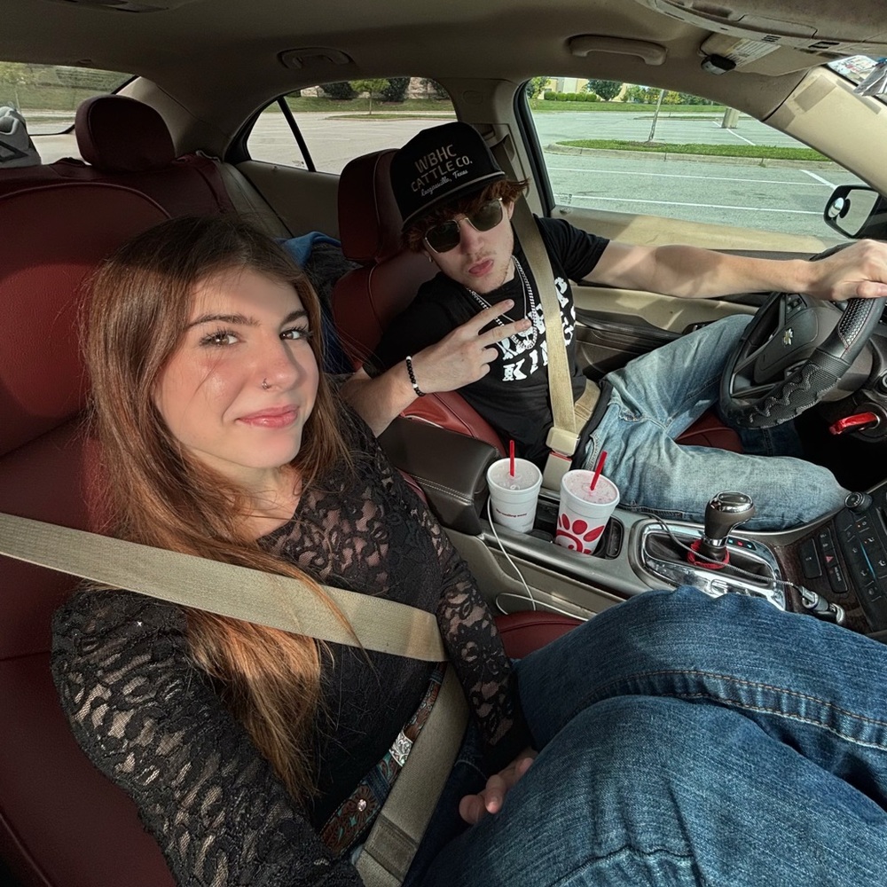 Meet your Posher, Kailey